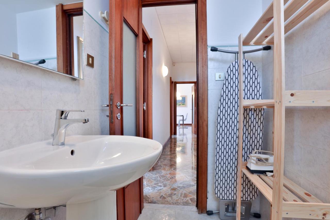 Salerno Irno Bright Apartment Extérieur photo